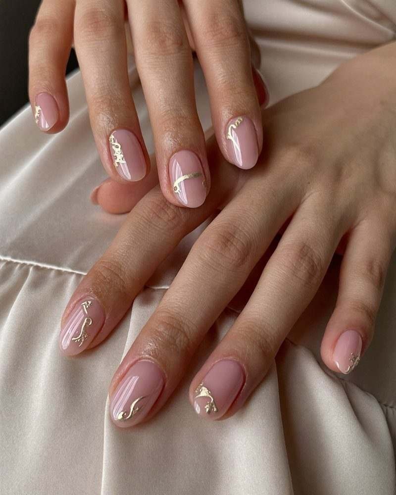 아이보리 벨벳 아트 네일